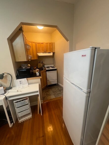 Building Photo - 38 Hemenway St