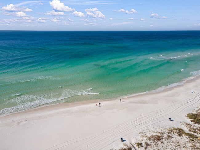 Building Photo - Gulf Highlands Beach Resort