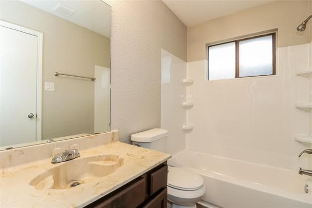 Building Photo - 331 Angelina Dr