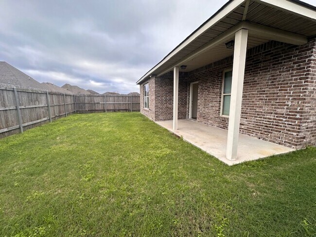 Building Photo - Beat the School Rush! Move into Youngsville’s Top-Rated School Zone Today!
