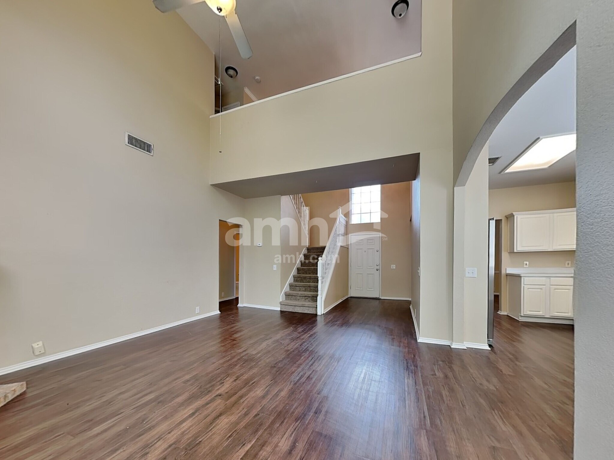Building Photo - 132 Julian Dr