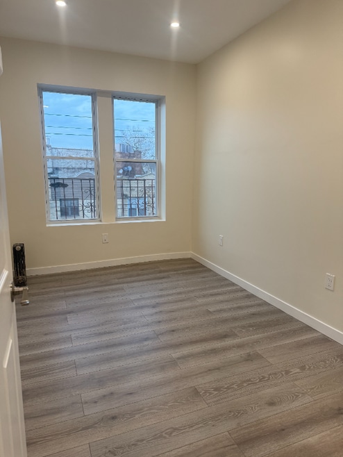 Building Photo - 199-14 32nd Ave