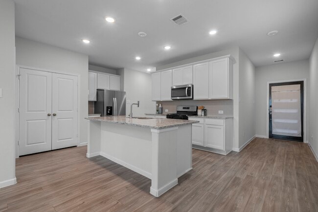 Building Photo - 12927 California Palm Ct