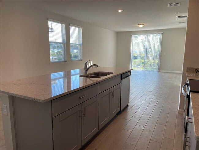 Building Photo - 3289 Fresno Pl