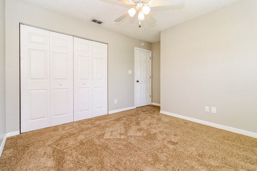 Building Photo - 4348 Trout Dr SE
