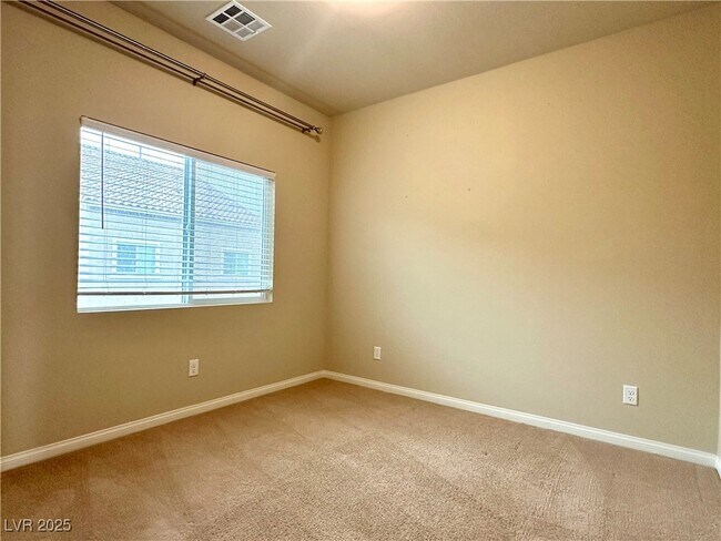 Building Photo - 6451 Amberleaf Way