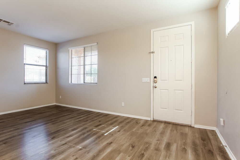 Building Photo - 3020 S 94th Ave