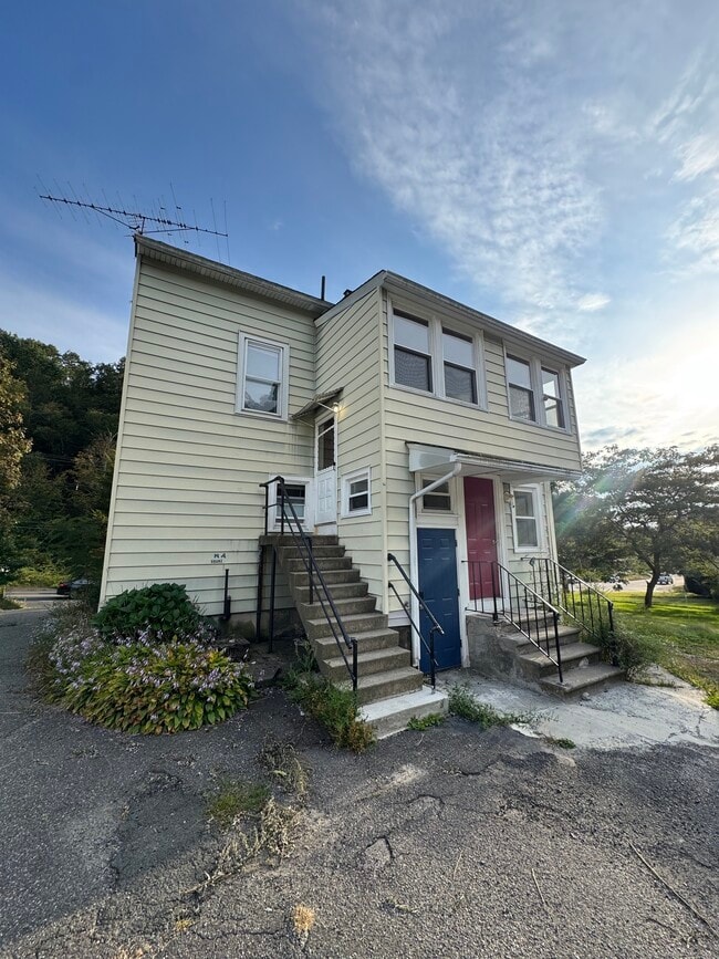 Building Photo - 504 Prospect St