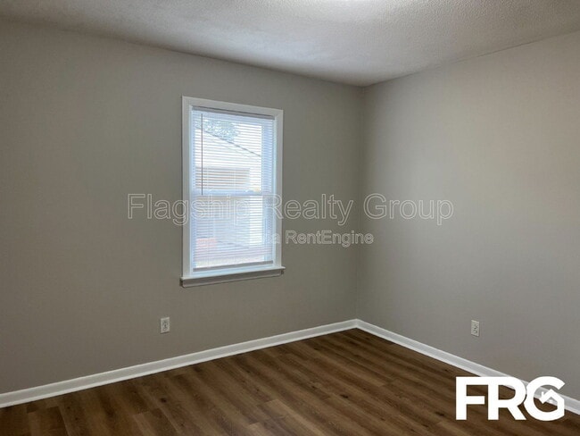 Building Photo - 118 Nancy Drive Rd