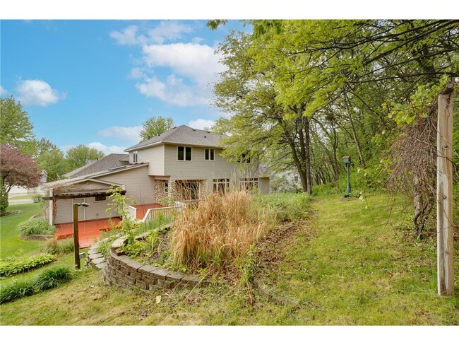 Building Photo - 324 Pendryn Hill Curve