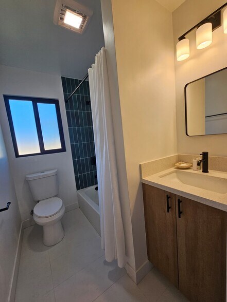 Building Photo - 1101 S Ethel Ave