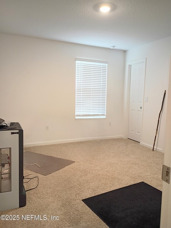 Building Photo - 8995 Gifford Dr