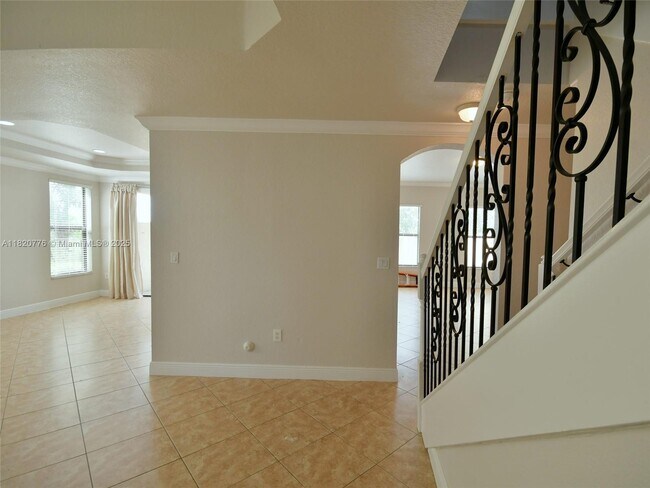 Building Photo - 8940 SW 228th Ln
