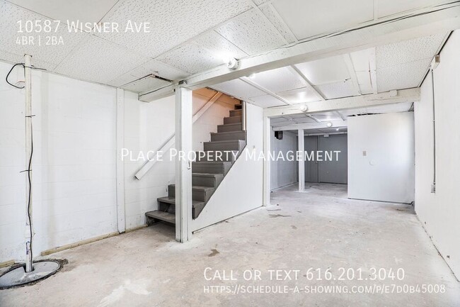 Building Photo - 10587 Wisner Ave