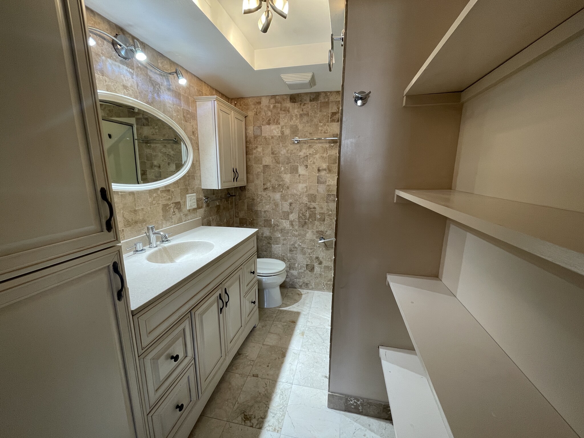 Primary bath with shower - 2612 Pearce Dr