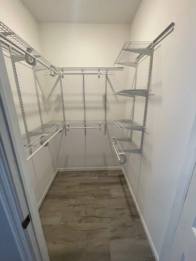 Building Photo - 94 Timber Hill Dr