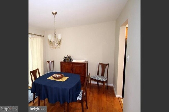Building Photo - 8521 Tysons Ct