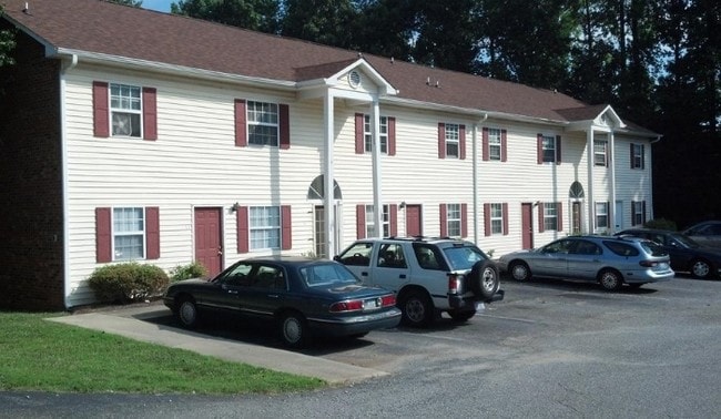 Building Photo - 2916 Creekview Ct