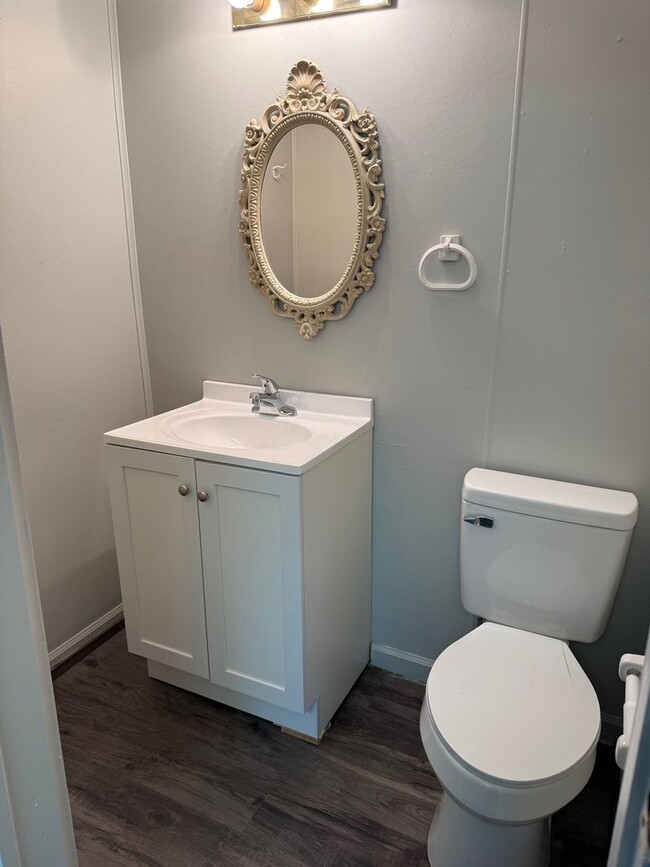 Building Photo - 3 Bedroom Home - Daleville