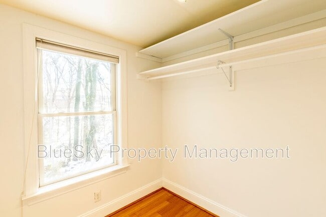 Building Photo - 1202 Cherry Ave