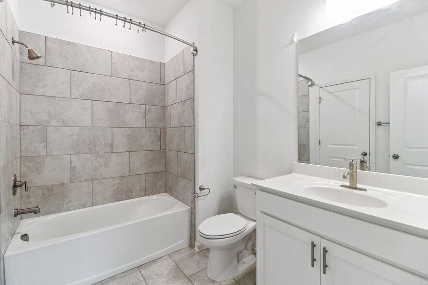 Building Photo - 3547 Settlement Rd