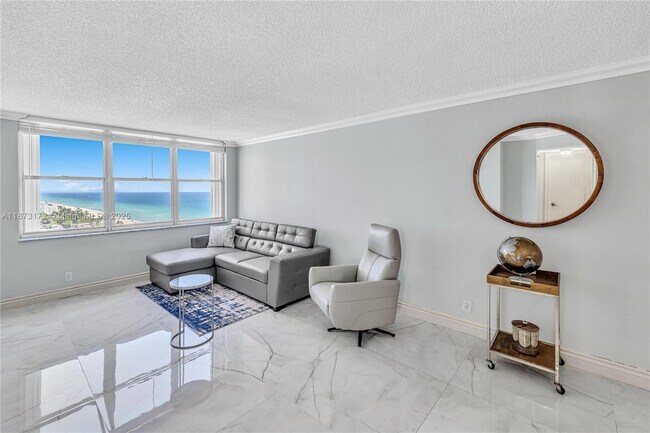 Primary Photo - 2201 S Ocean Dr