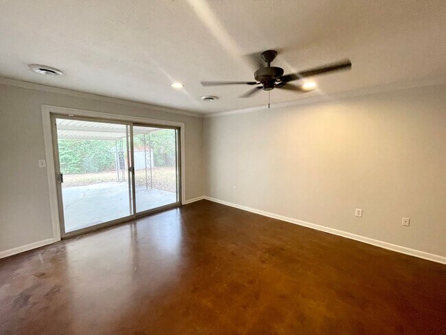 Building Photo - Palo-1436  Kimwood Dr