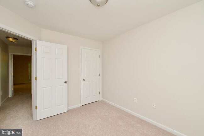 Building Photo - 8393 Jovin Cir
