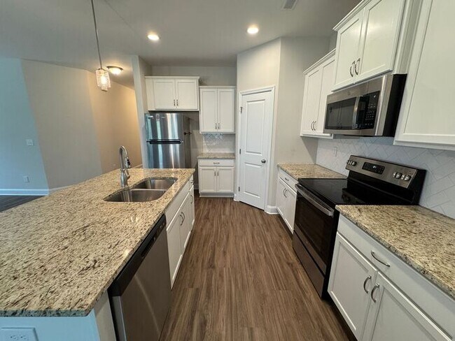 Building Photo - Great home in New Market