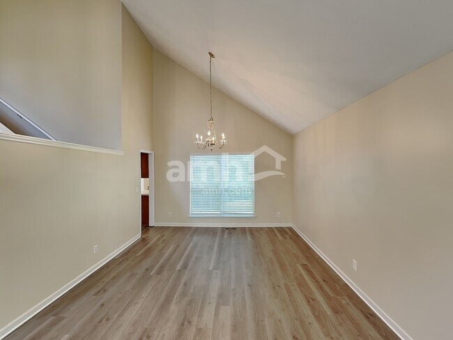 Building Photo - 6641 Sugar Valley Dr