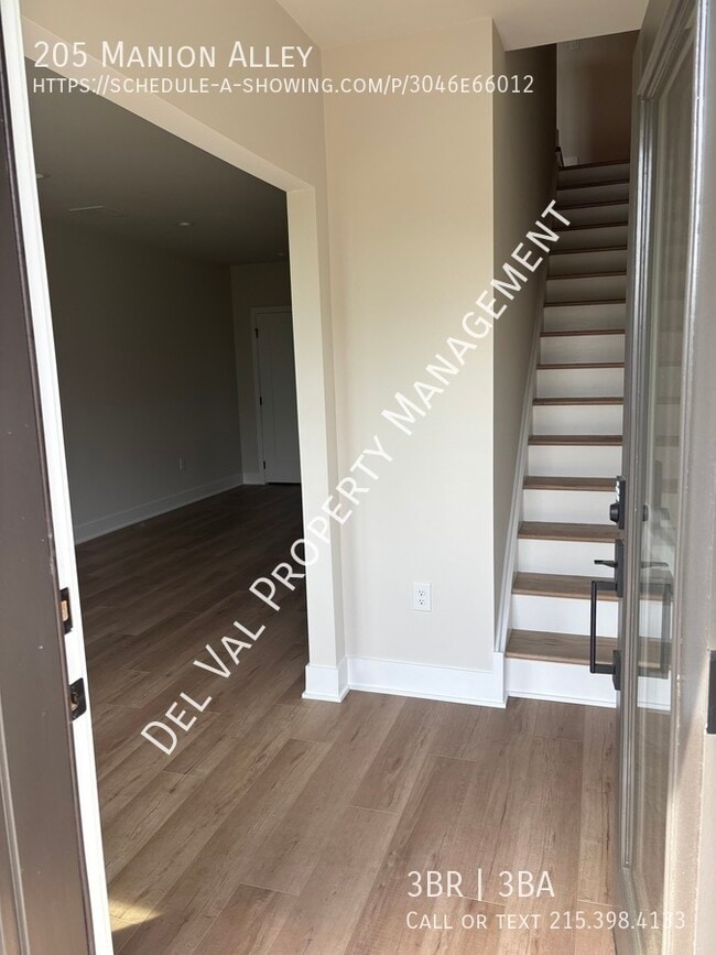 Building Photo - 205 Manion Aly