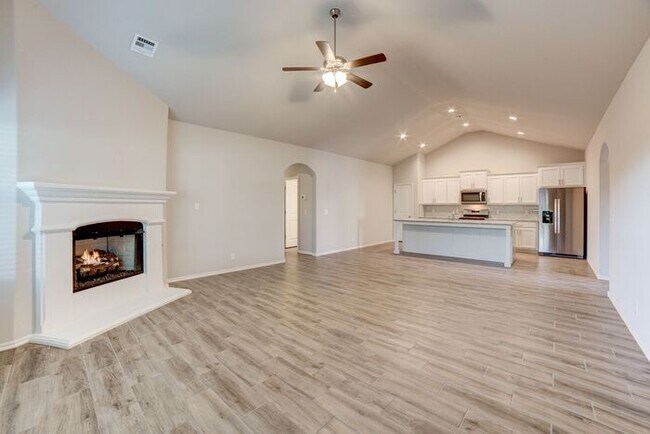 Building Photo - 3/2/2 Brand New Luxury Patio Home
