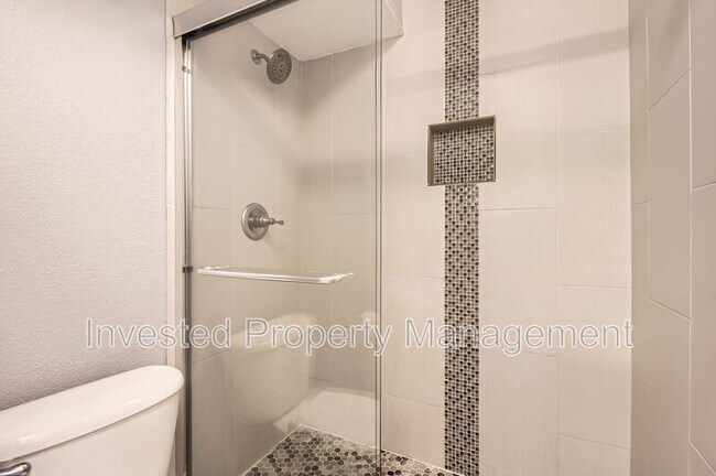 Building Photo - 9222 E Arbor Cir