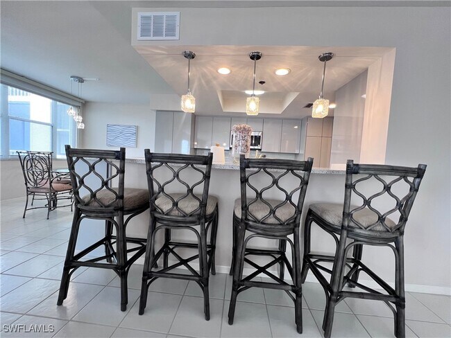 Building Photo - 5550 Heron Point Dr