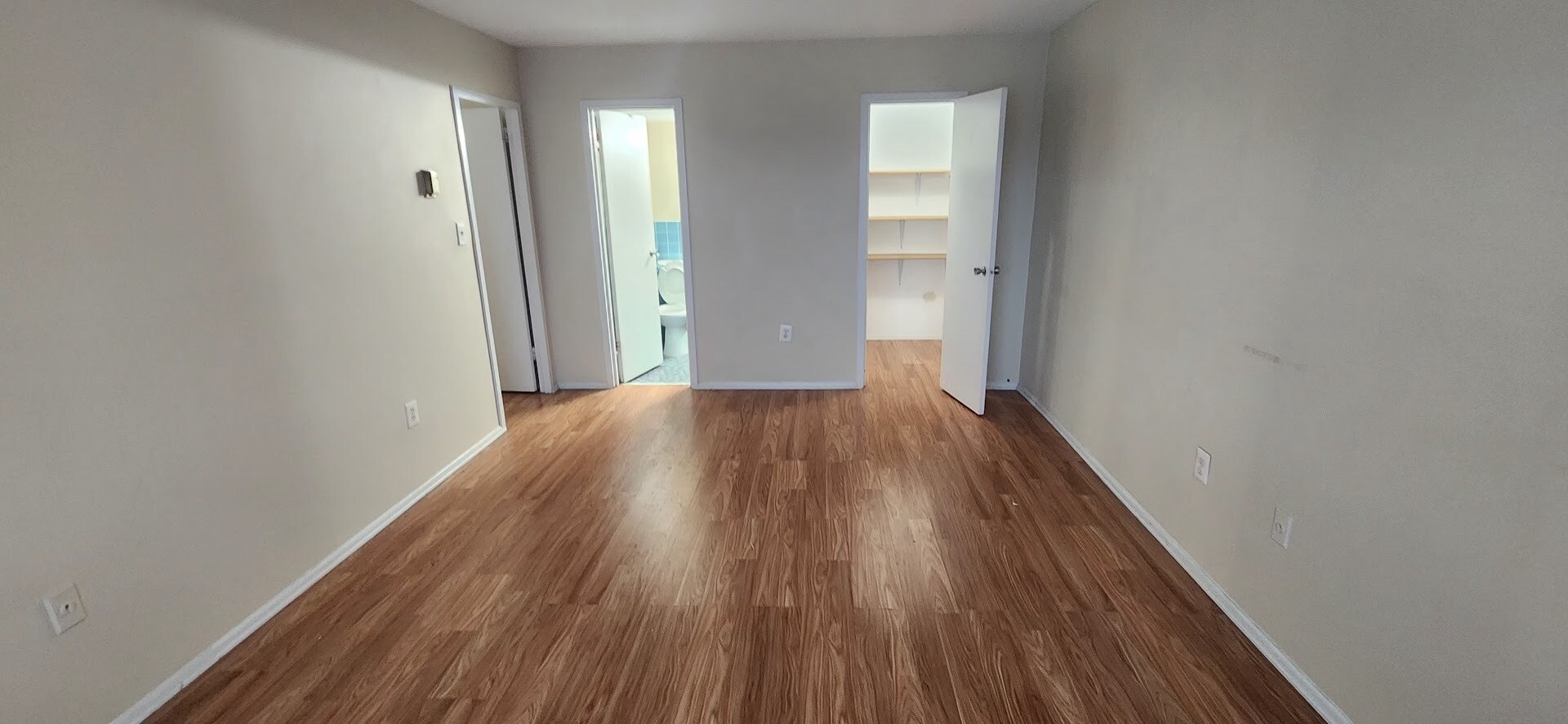 Building Photo - 1111 University Blvd W