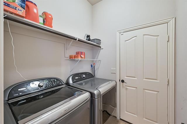 Building Photo - 1108 Longhorn Drive