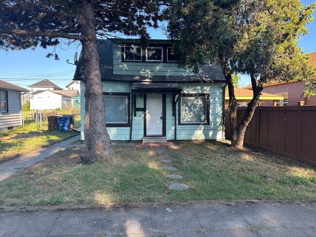 Primary Photo - Adorable 2-bedroom 1 bath home