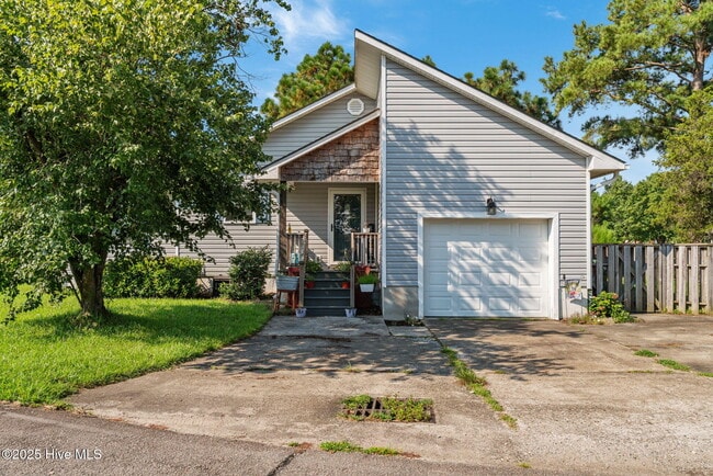 Building Photo - 769 Dayflower Ct