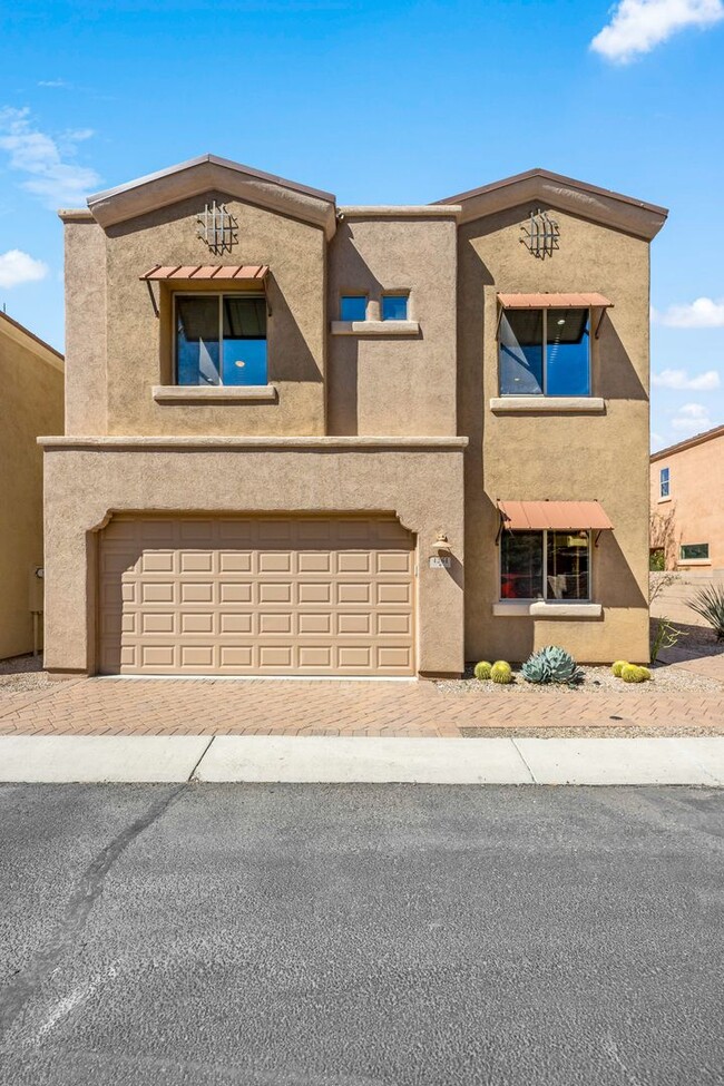 Building Photo - Golden Ridge at RiverWalk