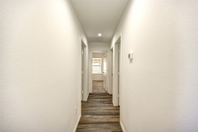 Building Photo - 5406 Castlebury Meadows Dr