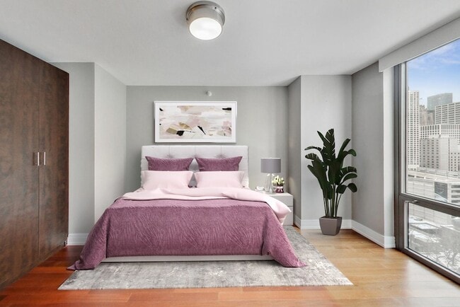 Building Photo - 2 E Erie St