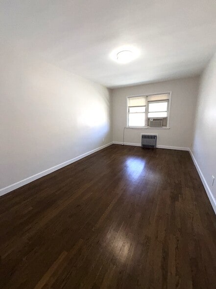 Primary BR - 35-26 32nd St