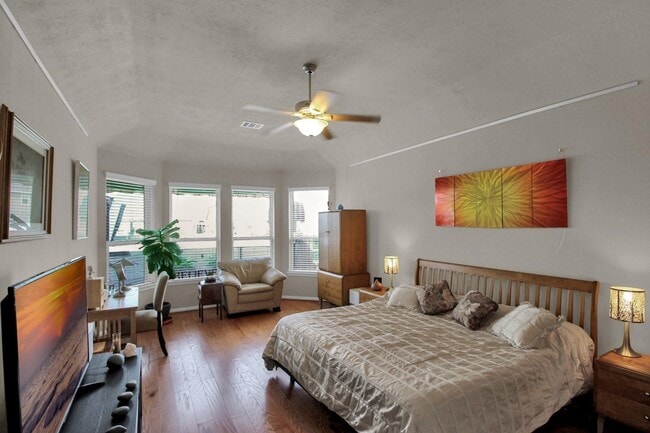 Building Photo - 3826 Pantano Ct