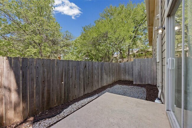 Building Photo - 4501 Whispering Valley Dr