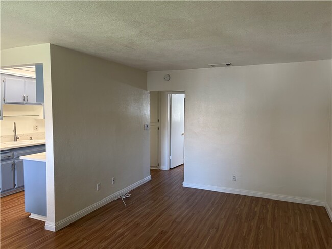 Building Photo - 1330 W Lambert Rd