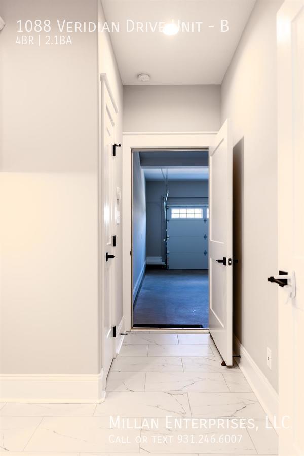 Building Photo - 1088 Veridian Dr