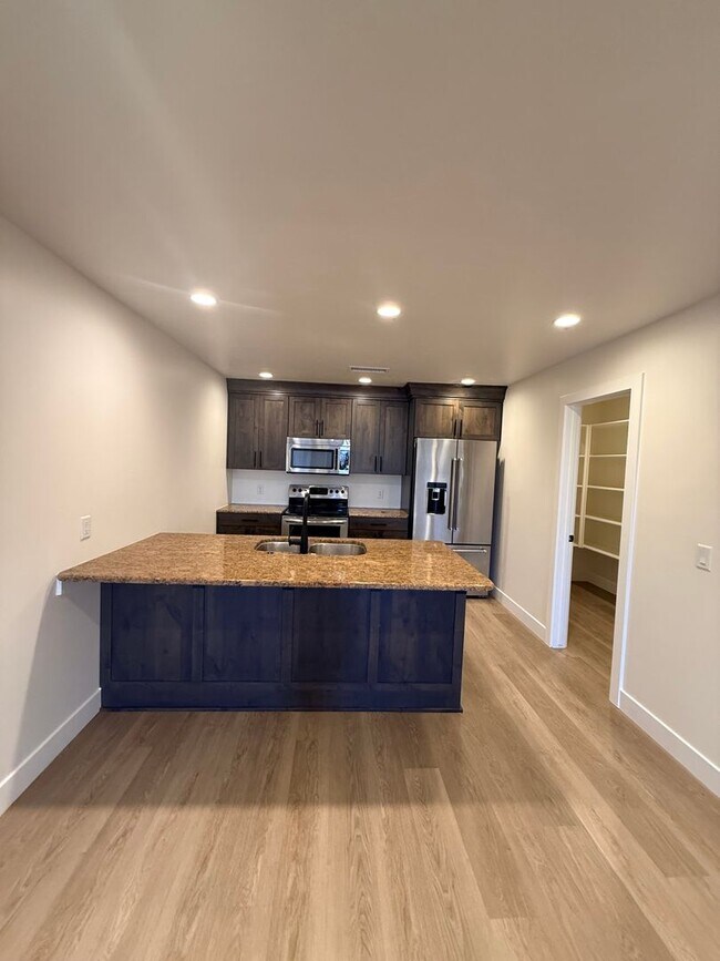Building Photo - 507 N 3650 W
