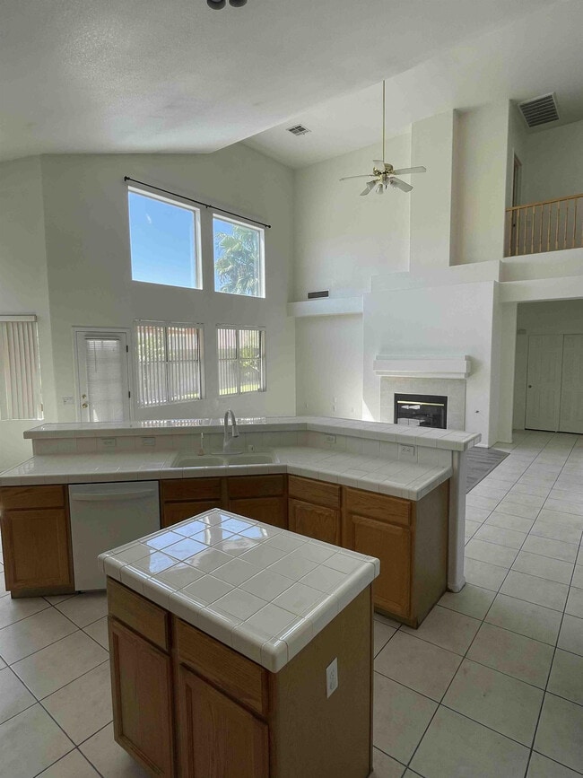 Building Photo - 8609 Highland View