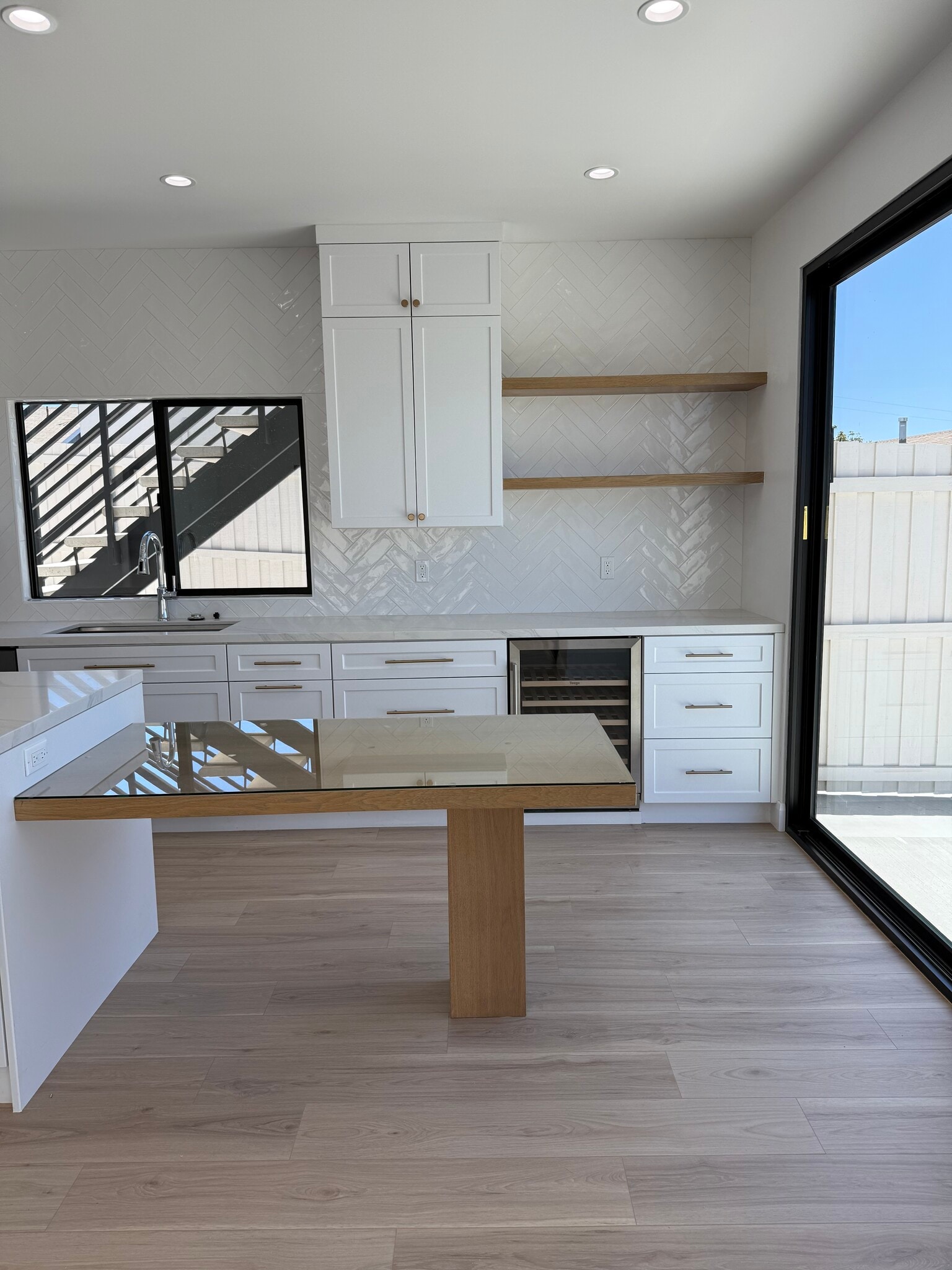 Building Photo - 615 Manchester Terrace