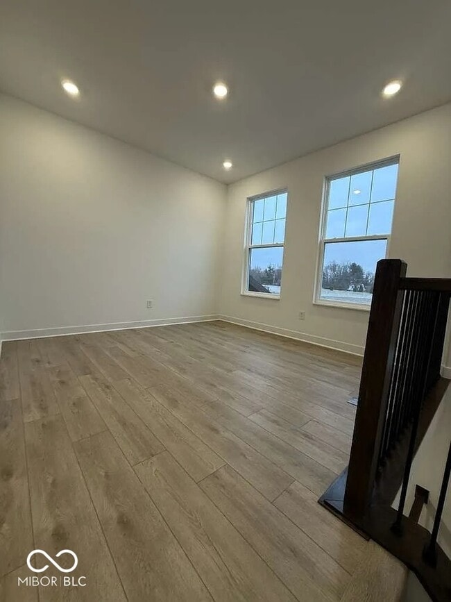 Building Photo - 4923 Gilet Dr